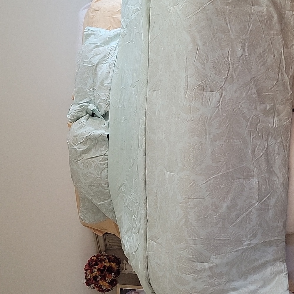 Martha Stewart king size bedding